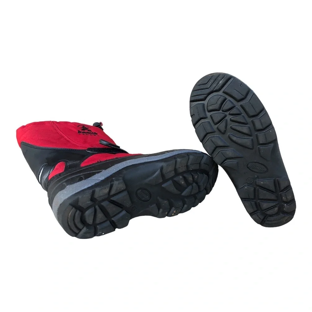 Kamik Kids Red  Black Kids Snow‎ Boots Size 5 Good Condition.